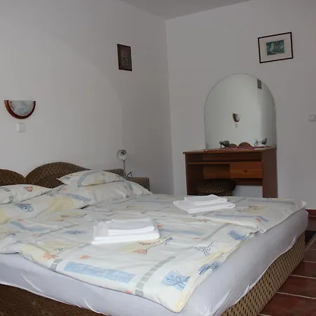Zold Oazis Apartman *