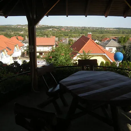 아파트 Zold Oazis Apartman *